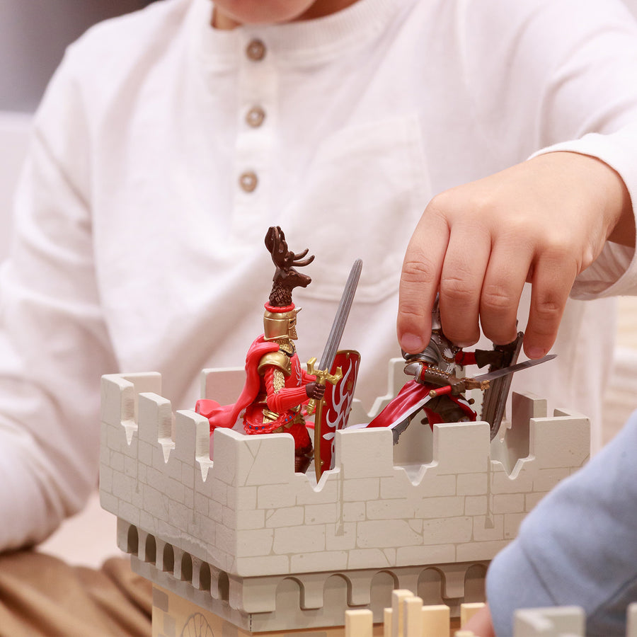 Master of Arms Figur mit Hirschwappen