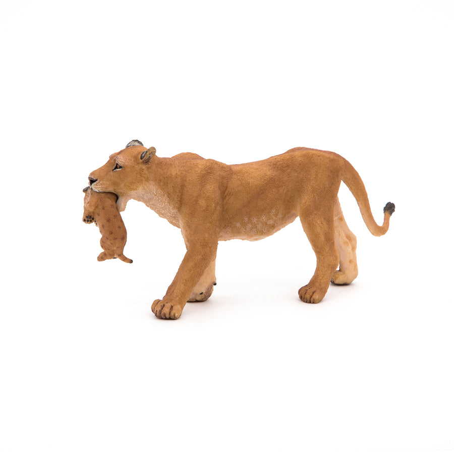 Lioness with cub figurine