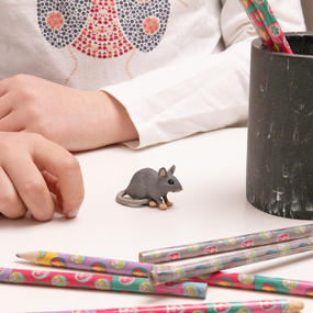 Figurine Souris grise